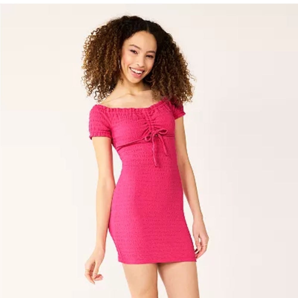 NWT JUNIOR SO women’s All over smocked like cut out mini dress raspberry size XL